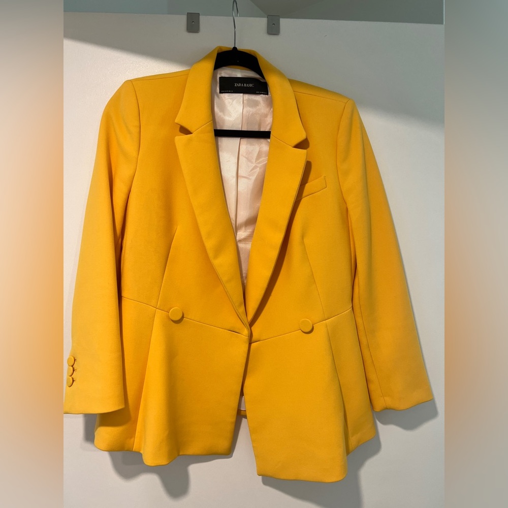 Zara yellow blazer